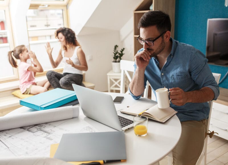 Teletrabajo con niños